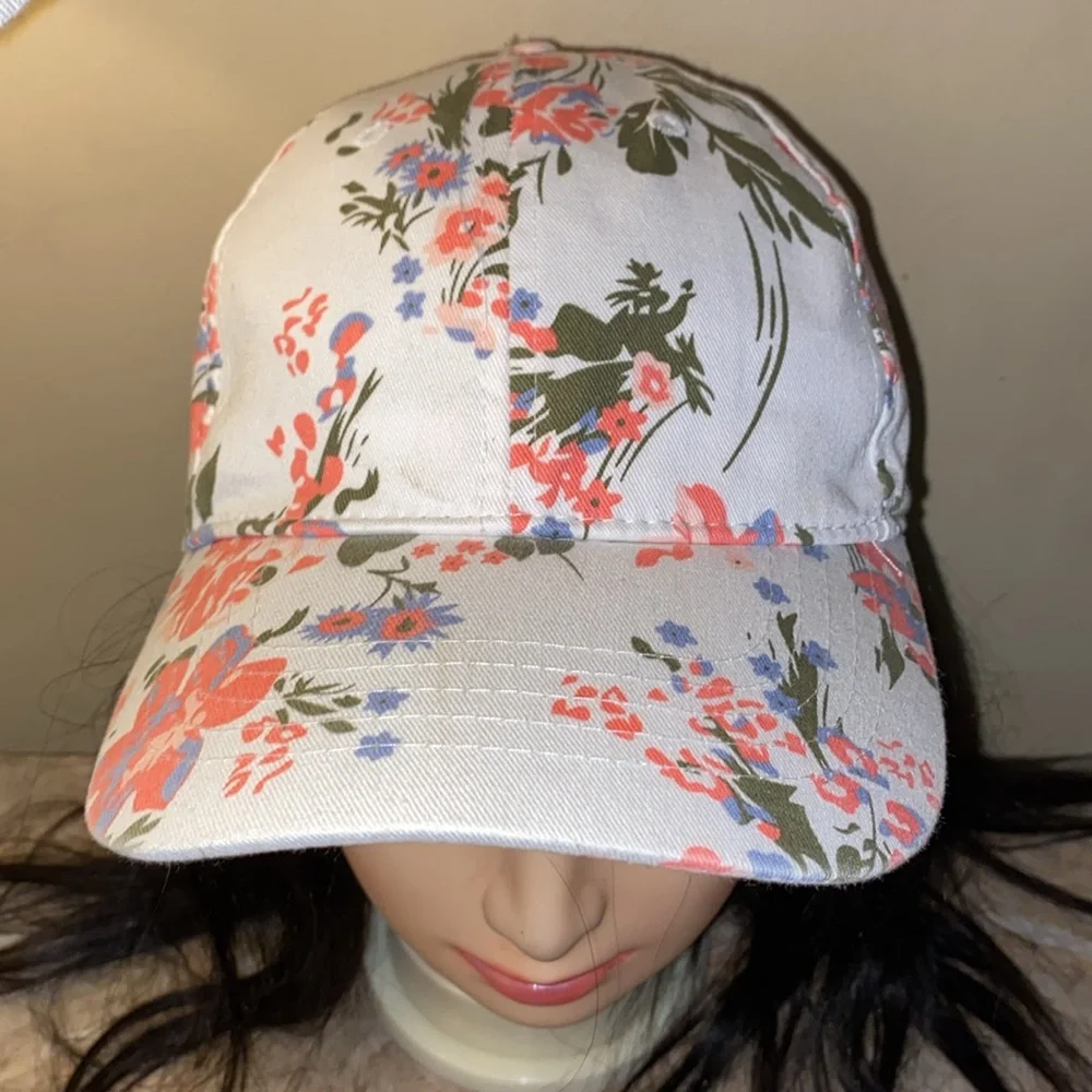 6 Panel Multicolored Adjustable Baseball Cap OS